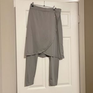 Snoga light grey wrap skirt with ankle length leggings